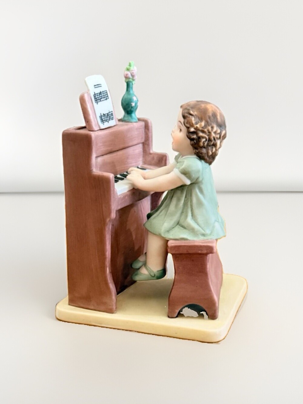 Vintage Collectibles Porcelain Figurine Bessie Pease Gutmann #H1874 1985 5”T